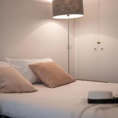 The Florentine Backpacker فلورنس